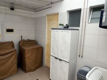 Se vende amplio Departamento Duplex en Chacarilla Del Estanque San Borja