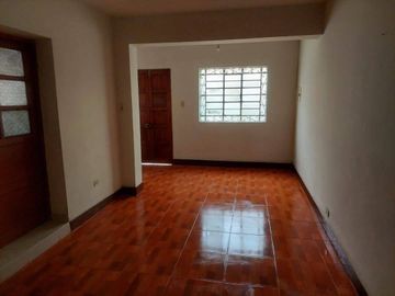 VENTA DE DEPARTAMENTO EN PRIMER PISO EN CHOSICA