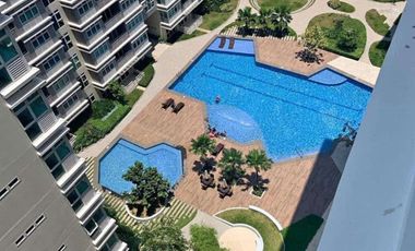 FOR SALE!! 1-BEDROOM w/ Parking in ARCA SOUTH