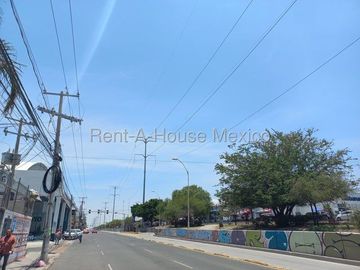 VENTA. Ciudad Satelite - Terreno comercial de 250 metros