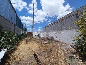 VENTA. Ciudad Satelite - Terreno comercial de 250 metros