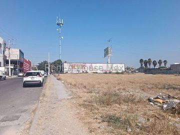 VENTA. Ciudad Satelite - Terreno comercial de 250 metros