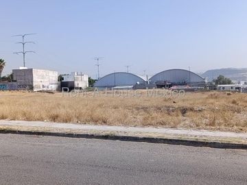VENTA. Ciudad Satelite - Terreno comercial de 250 metros