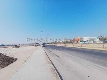 VENTA - Terreno comercial de 240 metros, Cerrito Colorado