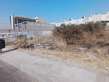 VENTA - Terreno comercial de 240 metros, Cerrito Colorado