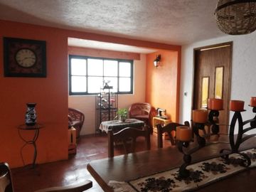 AMPLIA Y HERMOSA CASA EN VENTA EN TOLUCA, 446 M2 $4,380,000 ACEPTO CREDITOS