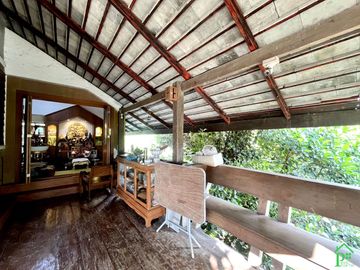 Thai-Oriental Style house in Lamphun for sale.