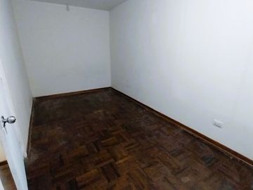 GRAN OPORTUNIDAD VENDO FLAT 2DO PISO  CUADRA 2 DE LA BRASIL