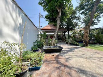 Single house for sale, Baan Chao Phraya project, Soi Lat Krabang, Khum Klao Road.