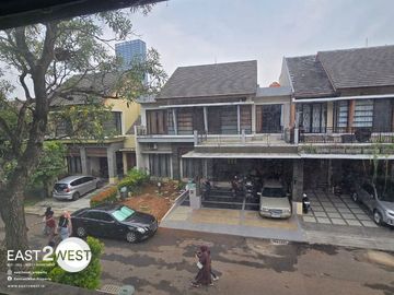 Disewakan Rumah Emerald Residence Bintaro Tangerang Selatan Bagus Siap Huni Lokasi Strategis Nyaman
