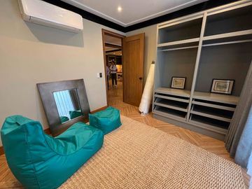 🌟 FOR SALE: Brand New Three-Storey Family Compound in BF East Phase IV, Cupang, Muntinlupa City 🌟