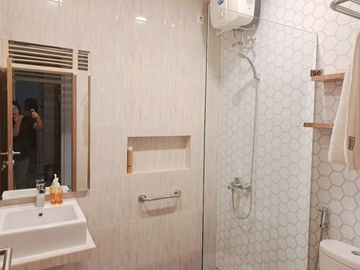 Rumah Dijual di Tomang Jakarta Barat Dekat Universitas Trisakti, Mall Taman Anggrek, RS Sumber Waras