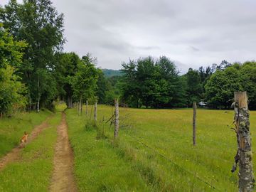 Hermosa Parcela con Casa vista volcán y valle de Villarrica.