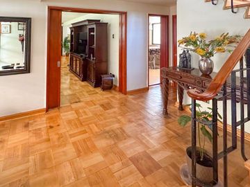 Casa Amplia Remodelada, En Lindo Sector De Providencia