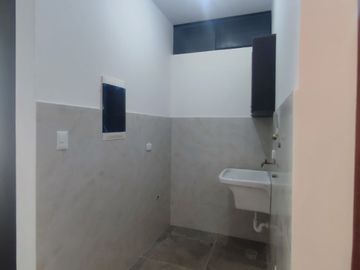VENDO DEPARTAMENTO EN URB. MIRAFLORES  COUNTRY CLUB