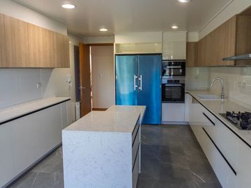 EXCLUSIVO Y ESPECTACULAR PENT HOUSE EN VILLUCO