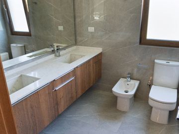 EXCLUSIVO Y ESPECTACULAR PENT HOUSE EN VILLUCO