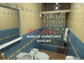 VENTA DE CASA DE 2 PISOS + 3 DEPARTAMENTOS INDEPENDIENTES EN PILARES ADUANEROS A PRECIO REBAJADO; OPORTUNIDAD ÚNICA: NO LA DEJES PASAR!!!