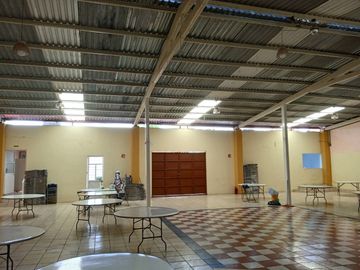 MAGNÍFICO SALÓN DE USOS MÚLTIPLES EN JESÚS DEL MONTE, EN ZONA RESIDENCIAL DE ALTOZANO, MORELIA.