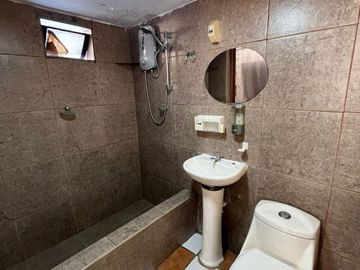 CASA EN VENTA TIPO CHALET - SURCO