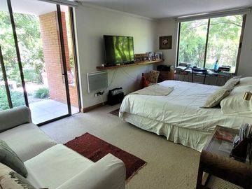 DEPARTAMENTO CON JARDÍN PROPIO / CAMINO TURÍSTICO