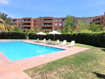 DEPARTAMENTO CON JARDÍN PROPIO / CAMINO TURÍSTICO