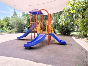 DEPARTAMENTO CON JARDÍN PROPIO / CAMINO TURÍSTICO