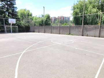 DEPARTAMENTO CON JARDÍN PROPIO / CAMINO TURÍSTICO