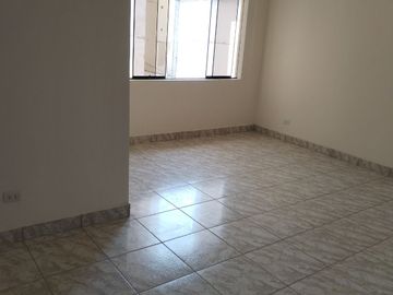 Vendo Acogedor Departamento + Depòsito en La Calera de Monterrico, Surquillo
