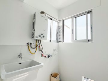 SE ALQUILA DEPARTAMENTO DE ESTRENO IMCLUIDO COCHERA - 74 M2