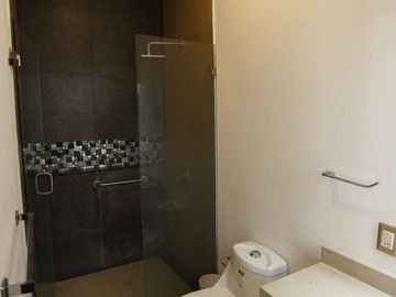 Casa de una planta en mayorazgo, leon, guanajuato