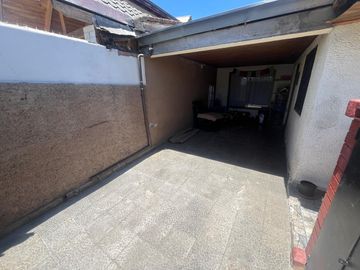 Casa Sólida a pasos de Av. Pajaritos, Metro Monte Tabor, Maipú.