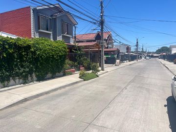 Casa Sólida a pasos de Av. Pajaritos, Metro Monte Tabor, Maipú.