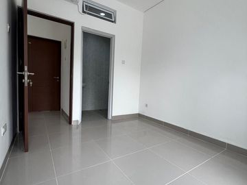 Disewakan Rumah Green Park View Jakarta Barat 5x15m, Unfurnished