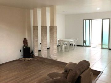 CASA EN COTO PRIVADO EN ALTOZANO, a unos pasos de escuelas, hospitales. REBAJADA
