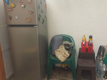 SE VENDE AMPLIA CASA EN INVICA, PLACILLA