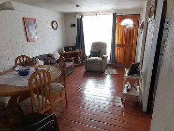VILLA CASAS DEL HUERTO, PUENTE ALTO, CASA EXCELENTE MANTENCION