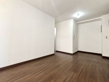 Se vende departamento 2 dormitorios,  2 baños, estacionamiento y bodega en San Miguel a pasos de metro Lo Viel