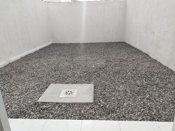 Casa nueva de 3 recámaras con amplio jardín en la Col. Ejido 1ro. de mayo sur