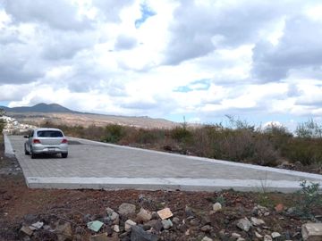 TERRENO DE 200M2, SALIDA A QUIROGA, ANTES DE CINEPOLIS PASEO PONIENTE PAESCRITURADO Y PAVIMENTADO