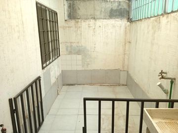 CASA HABITACIÓN 2 PLANTAS, 3 RECAMARAS EN VILLAS DEL PEDREGAL. Se aceptan créditos