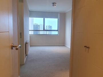 VERIDICA VENDE departamento 4D 4B 2E 1 Bod $UF 9.495