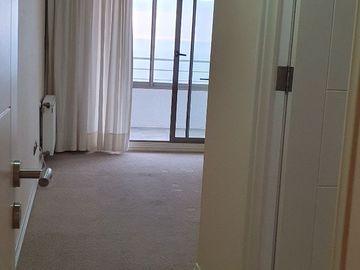 VERIDICA VENDE departamento 4D 4B 2E 1 Bod $UF 9.495