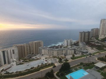 VERIDICA VENDE departamento 4D 4B 2E 1 Bod $UF 9.495