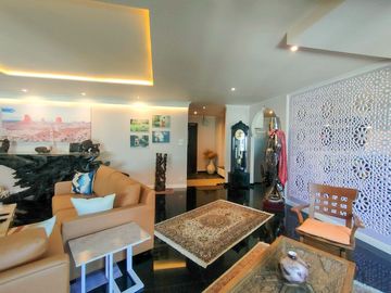 Luxury Condo for Sale at Siri Thara, Spacious Unit – Nearly 200 sq.m. with premium decor