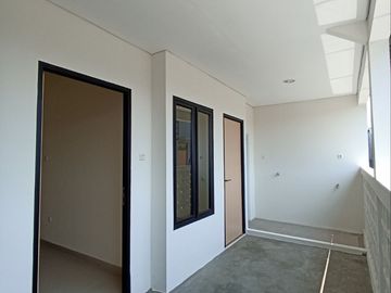 Rumah Dijual SIAP HUNI Di Jatibening Cikunir Bekasi Kota 2 Lantai Murah Perumahan Jual