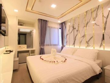 For Sale Luxury Hotel | Petchburi Road