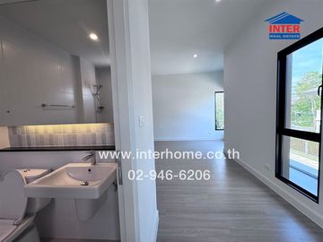2-storey detached house, 71 sq m., Saransiri Rangsit Village, Soi 4/1, Rangsit-Pathum Thani Road, Road 346, Mueang Pathum Thani, Pathum Thani