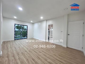 2-storey detached house, 121.1 sq.w., Krisada City Village, Lake and Park, Soi Bang Pla 18, Theparak Road, Old Sukhumvit Road, Bang Phli, Samut Prakan