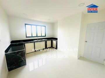 2-storey detached house, 121.1 sq.w., Krisada City Village, Lake and Park, Soi Bang Pla 18, Theparak Road, Old Sukhumvit Road, Bang Phli, Samut Prakan